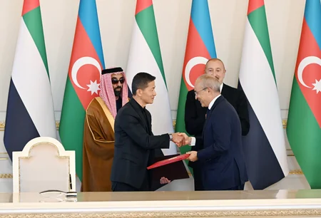 İlham Əliyev Birləşmiş Ərəb Əmirliklərinin milli təhlükəsizlik müşavirini qəbul edib