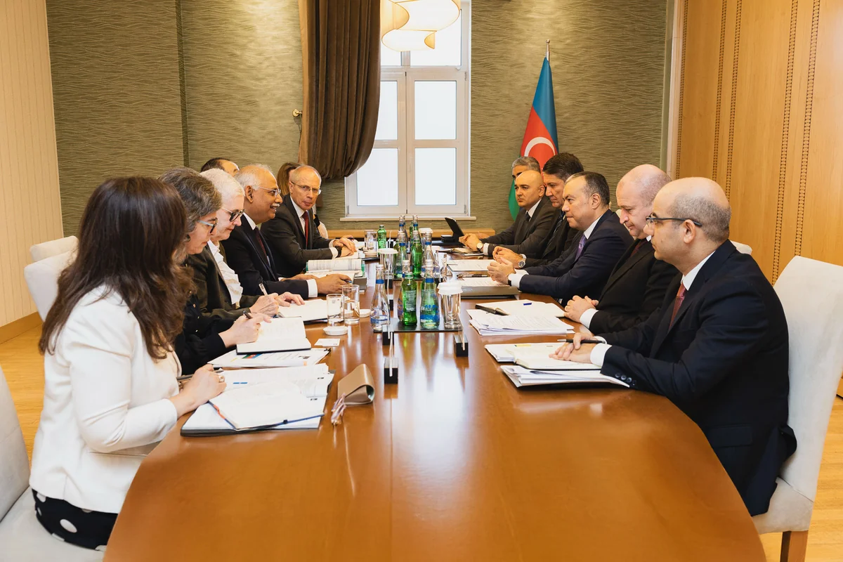 Azerbaijan discusses new projects with ADB