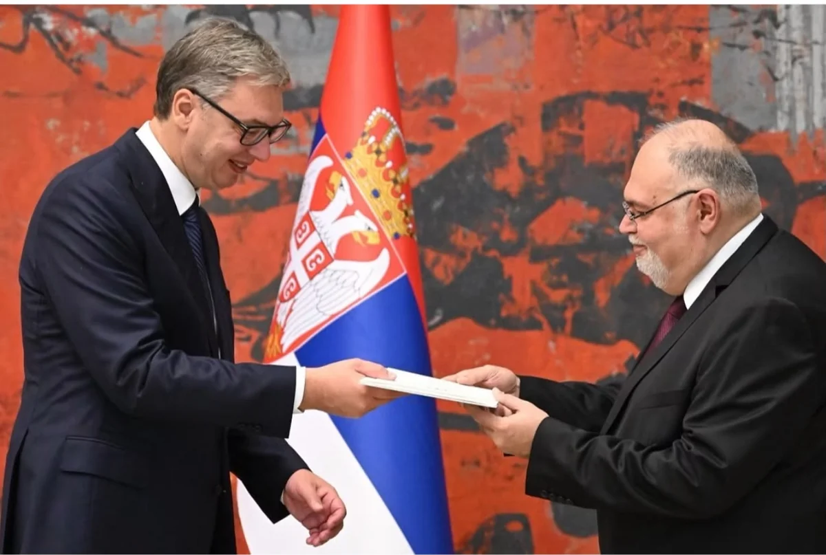 Tahir Tağızadə etimadnaməsini Aleksandar Vuçiçə təqdim edib