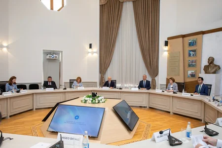 Azərbaycan ADB ilə enerji əməkdaşlığının genişləndirilməsini müzakirə edib