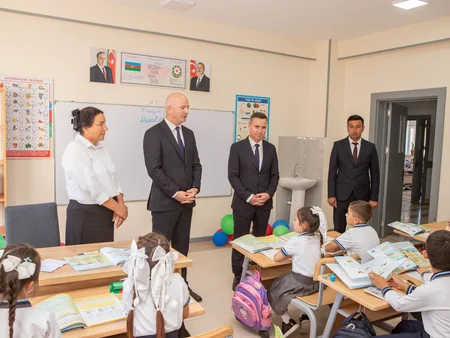 Nehrəmdə yeni məktəb istifadəyə verilib