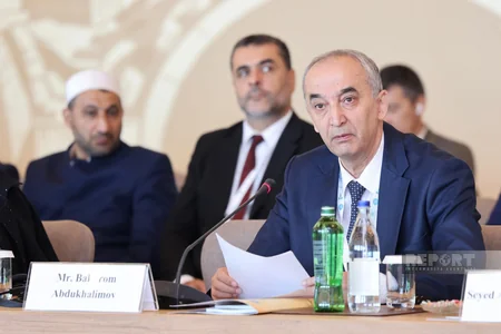 Bakıda Seyid Yəhya Bakuviyə həsr olunmuş beynəlxalq elmi-praktiki konfransın bölmə iclasları keçirilib