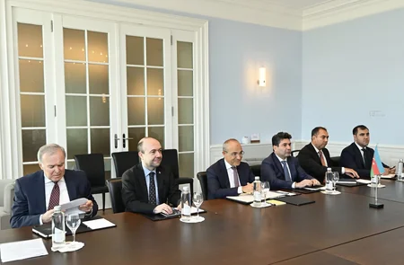 Azərbaycan İsveçrə ilə iqtisadi tərəfdaşlığın inkişafını müzakirə edib