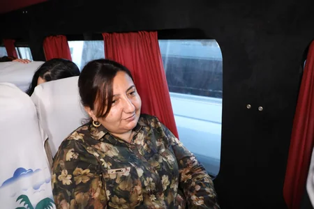 Xocavəndə, Qırmızı Bazar qəsəbəsinə və Quzeyxırman kəndinə köç karvanları yola salınıb