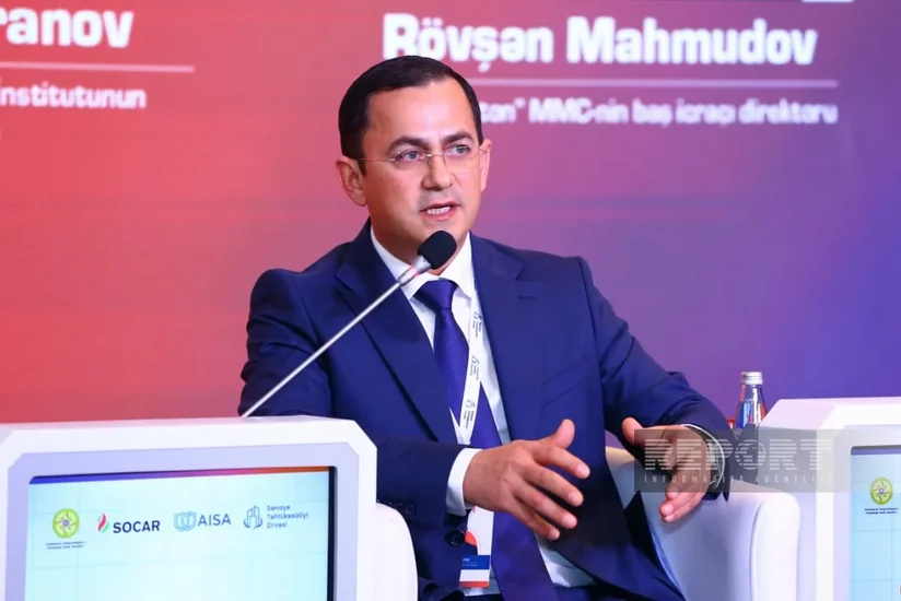 Xamis Seyranov Milli Biznesin İnkişafı Forumunun Xüsusi Sessiyasına qatılıb