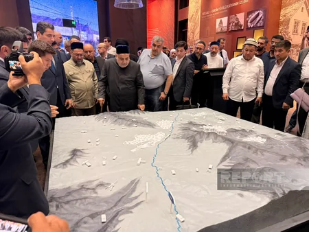 Beynəlxalq konfransın iştirakçıları Xocalı Soyqırımı Memorialı ilə tanış olublar