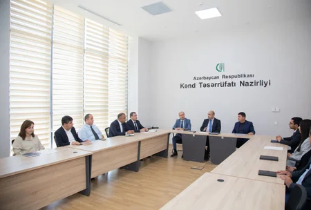 Azərbaycanda daha bir aqroparka qeydiyyat şəhadətnaməsi təqdim edilib