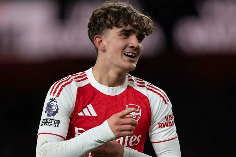 Arsenalın futbolçusu Maks Dauman Runi və Fabreqasın rekordunu təkrarlayıb