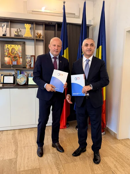 Romania's Baia Mare and Azerbaijan's Khankandi sign protocol of intent on twinning