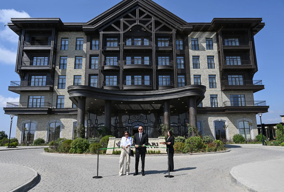 İlham Əliyev Şamaxıda Meysari Grand Hotel & SPA kompleksinin açılışını edib - YENİLƏNİB