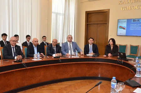 Dövlət Suverenliyi Gününə həsr olunmuş ekspert müzakirəsi keçirilib