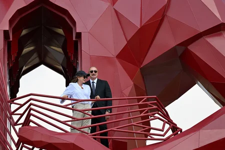 Prezident İlham Əliyev Şamaxıda Nəsimi Bağları kompleksi ilə tanış olub - YENİLƏNİB
