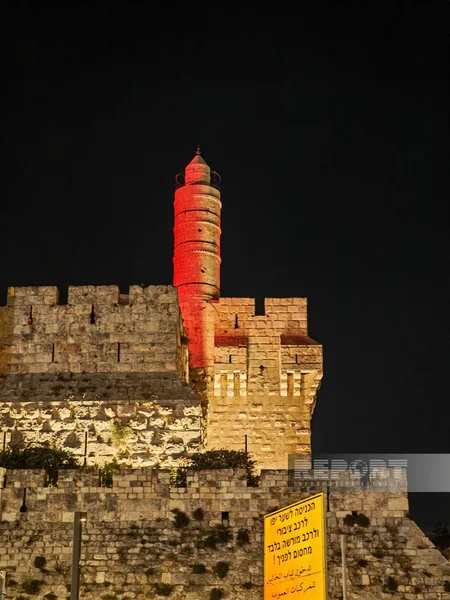 Israel from Jerusalem to Tel Aviv: Country of amazing contrasts
