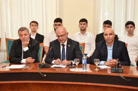 Dövlət Suverenliyi Gününə həsr olunmuş ekspert müzakirəsi keçirilib