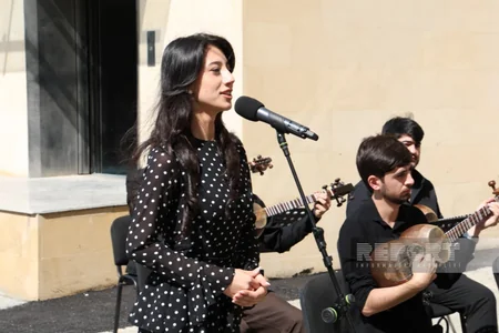 XVIII Beynəlxalq Musiqi Festivalı çərçivəsində açıq havada konsert proqramı nümayiş olunub