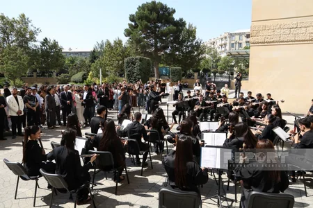 XVIII Beynəlxalq Musiqi Festivalı çərçivəsində açıq havada konsert proqramı nümayiş olunub