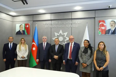 Azərbaycan və Böyük Britaniya arasında humanitar minatəmizləmədə gələcək layihələr müzakirə edilib