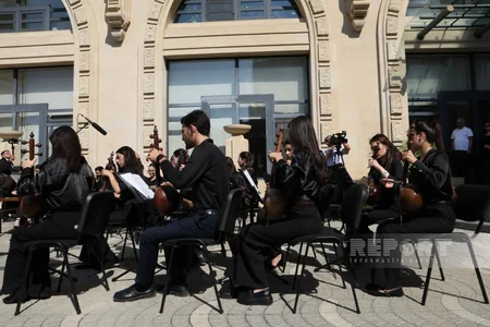 XVIII Beynəlxalq Musiqi Festivalı çərçivəsində açıq havada konsert proqramı nümayiş olunub