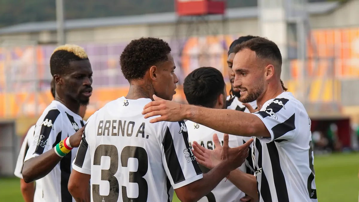 Neftchi win 1,000th Azerbaijani league game