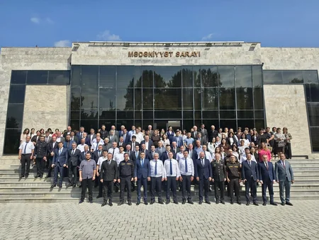 Baş Prokurorluq İsmayıllıda media və vətəndaş cəmiyyəti əməkdaşlığı mövzusunda konfrans keçirib