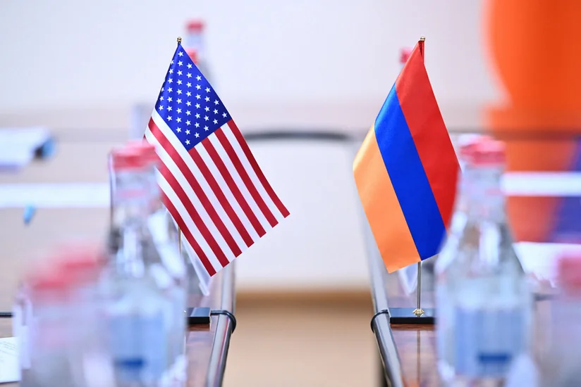 США поддержат трансформацию ВС Армении
