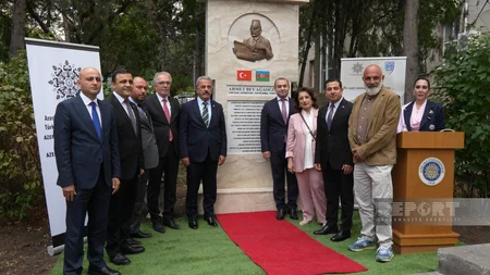 Ankara Universitetində Əhməd Ağaoğlunun barelyefi və auditoriyasının açılışı olub