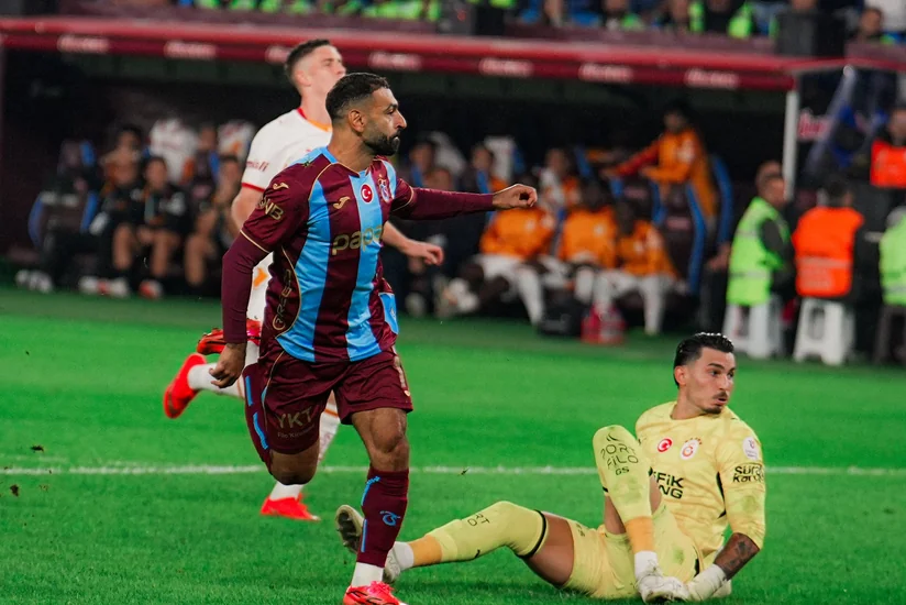 Trabzonspor Salahın het-trik etdiyi oyunda Qalatasaraya qalib gəlib