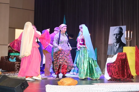 Xankəndidə türkdilli ölkələrin qadın rəssamlarının incəsənət simpoziumu və sərgisi keçirilib