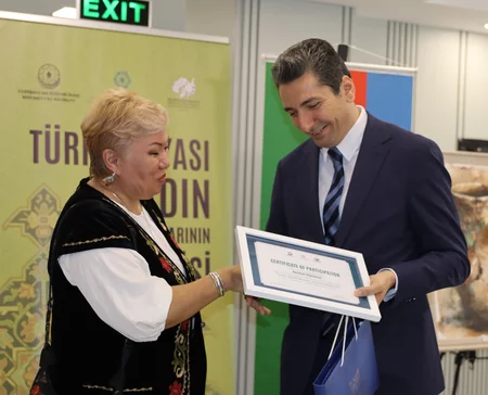 Xankəndidə türkdilli ölkələrin qadın rəssamlarının incəsənət simpoziumu və sərgisi keçirilib