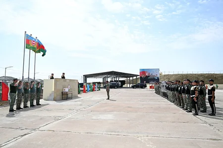 Zakir Hasanov observes combat readiness of military police