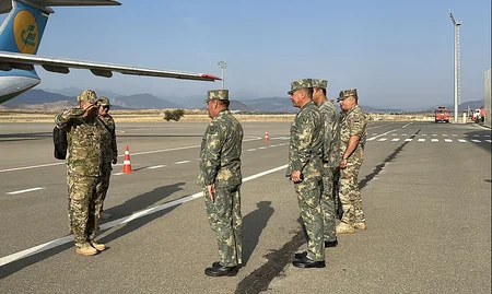 Uzbek delegation arrives in Azerbaijan for joint miltary exercise