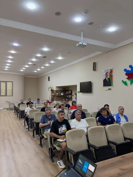 Azərbaycan Atletika Federasiyasının təşkilatçılığı ilə məşqçilər üçün seminar keçirilir