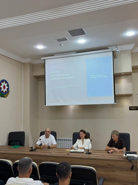 Azərbaycan Atletika Federasiyasının təşkilatçılığı ilə məşqçilər üçün seminar keçirilir