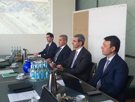 ADY, Port of Hamburg sign cooperation protocol