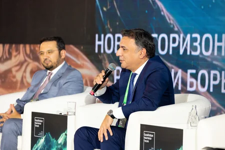 Azərbaycan Qazaxıstanda keçirilən Beynəlxalq Sığorta Forumunda iştirak edib