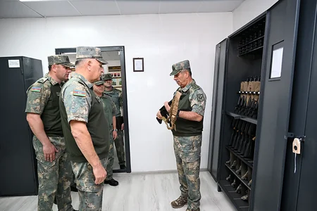 Zakir Hasanov observes combat readiness of military police