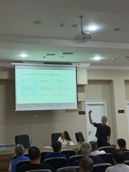 Azərbaycan Atletika Federasiyasının təşkilatçılığı ilə məşqçilər üçün seminar keçirilir