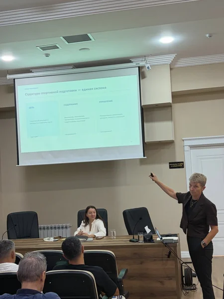 Azərbaycan Atletika Federasiyasının təşkilatçılığı ilə məşqçilər üçün seminar keçirilir