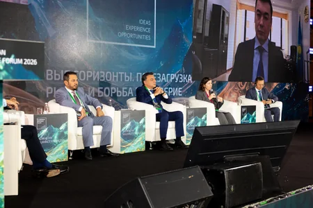 Azərbaycan Qazaxıstanda keçirilən Beynəlxalq Sığorta Forumunda iştirak edib
