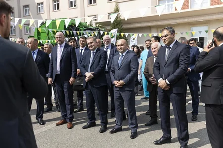 John Deerein yeni nəsil pambıqyığan kombaynları təqdim olunub