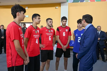 Puta qəsəbəsində idman zalı və minifutbol meydançasının açılışı olub
