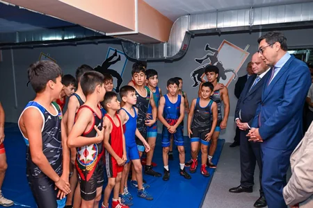 Puta qəsəbəsində idman zalı və minifutbol meydançasının açılışı olub