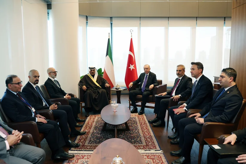 Ərdoğan regiondakı gərginlik fonunda Türkiyənin Küveytə dəstəyini ifadə edib