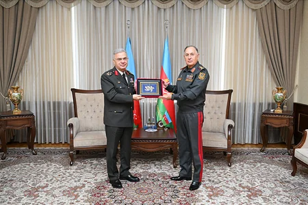 Kərim Vəliyev Türkiyə nümayəndə heyəti ilə birgə təlimi müzakirə edib