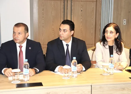 Anar Bağırov LEGIS Mentorluq Proqramının qalibi ilə görüşüb