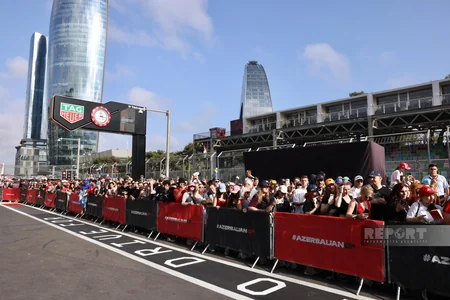Fans take pit-lane walk ahead of Formula 1 Azerbaijan Grand Prix