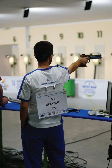 Əli İskəndərli Avropa çempionatında bürünc medal qazanaraq Azərbaycan idman tarixində ilkə imza atıb