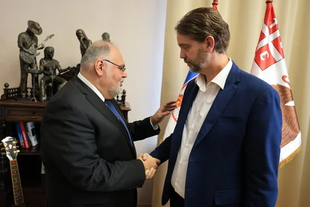 Azərbaycan şəhərlərindən biri ilə Serbiyanın Kraquyevats şəhərinin qardaşlaşması təklif olunub