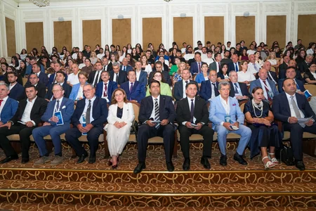Naxçıvanda ilk dəfə təşkil olunan I Naxçıvan Beynəlxalq Tibb Günlərinə start verilib