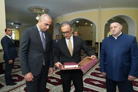 Ramin Məmmədov Cümə və İmam Zaman məscidlərini ziyarət edib